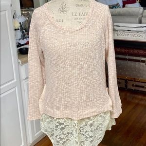 NWOT* ALTAR’D STATE LIGHTWEIGHT SWEATER SIZE MEDIUM